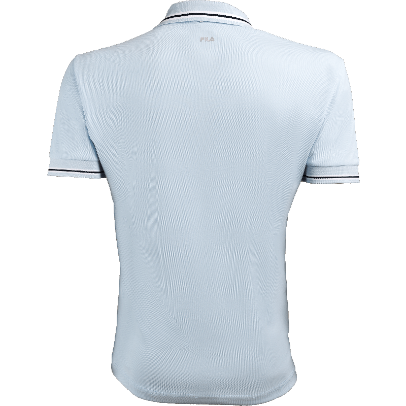 Športna polo majica PEET je klasična FILA polo majica svetlo modre barve z ovratnikom in 4 gumbi. Najboljše udobje nošenja in optimalno svobodo gibanja zagotavlja visokokakovosten material.
